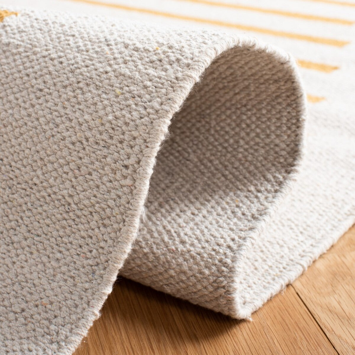 Exquisite Montauk Handmade Woven Cotton Floor Rug with Elegant Design and Soft Texture, Ideal for All Kinds of Home Decor Styles