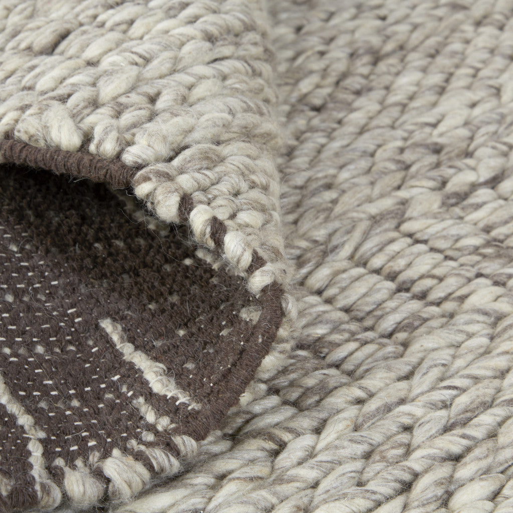 Exquisite Hand - Woven Gray and Ivory Wool Area Rug with Stain - Resistant Feature for Elegant Living Spaces