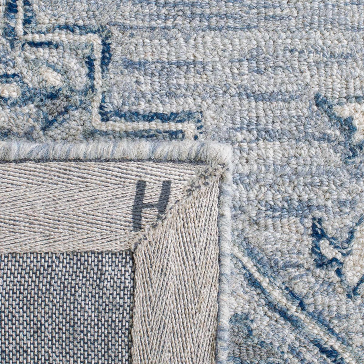 Luxurious 7mm Pile Hand-Woven Wool & Cotton Traditional Rug from India with Elegant Design