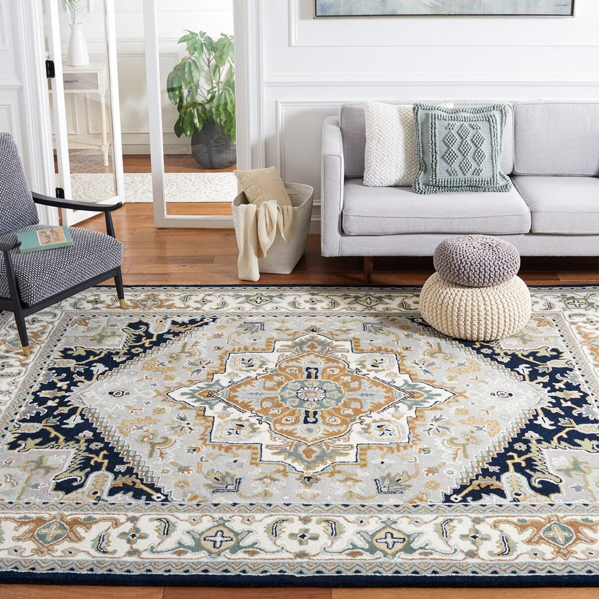 Luxurious Heritage Wool Pile Rug with Hand - Tufted Exquisite Craftsmanship for Timeless Beauty
