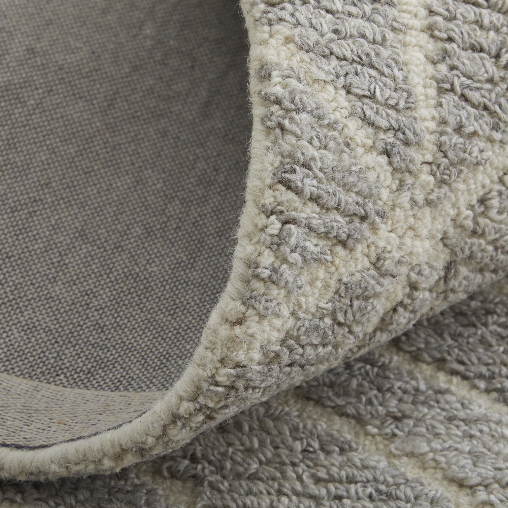 Stylish Gray and Ivory Hand-Tufted Geometric Wool Area Rug for Cozy Home Decor