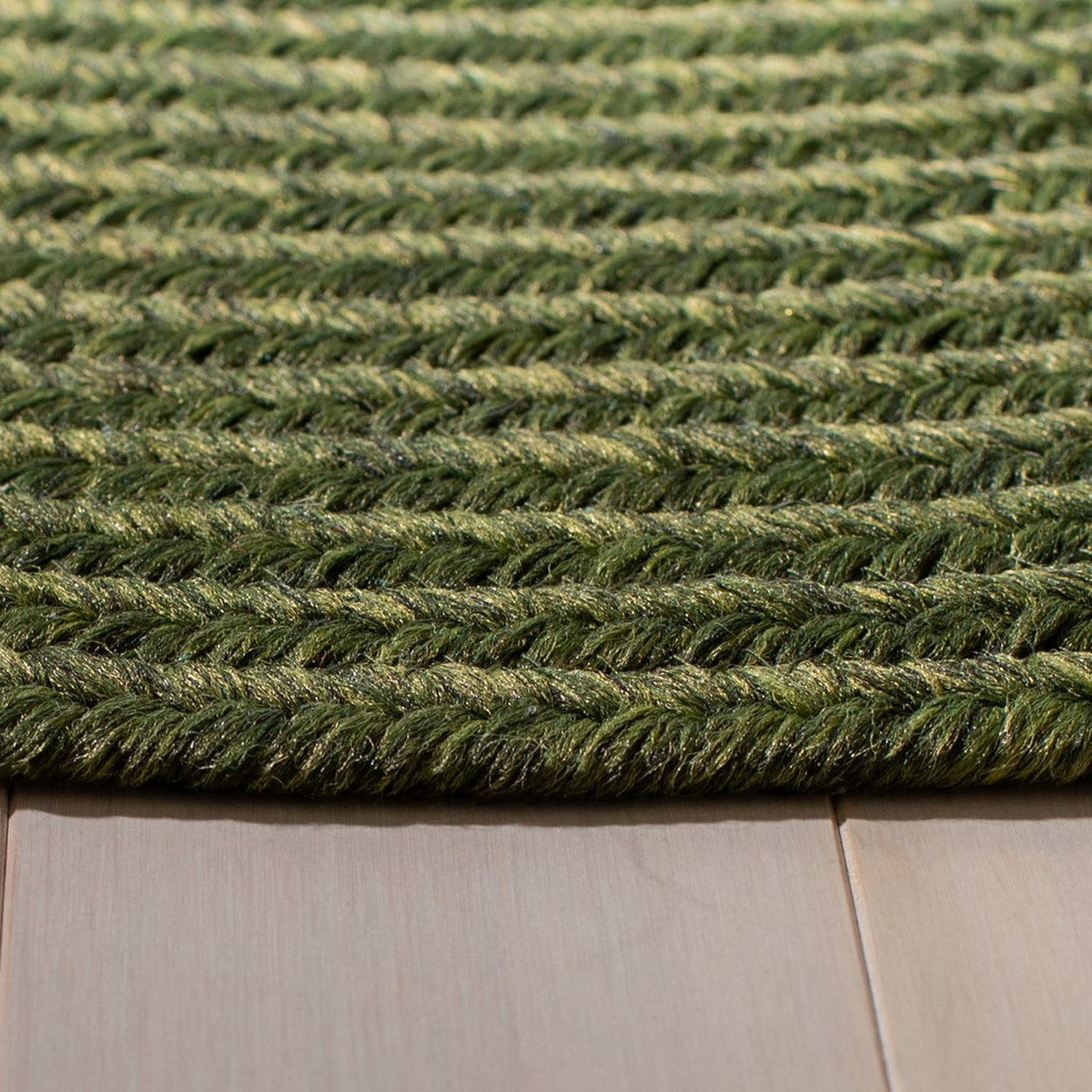 Stylish and Durable Hand-Woven Polypropylene Rug for Every Home Decor