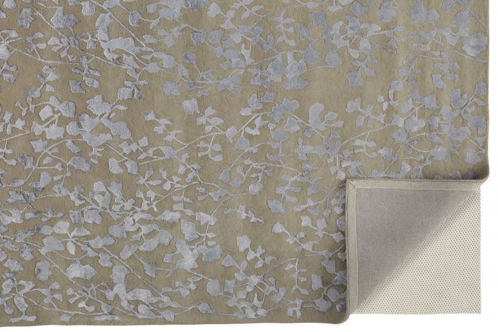 Exquisite Hand-Tufted Floral Wool Area Runner Rug - Evoking Timeless Elegance with High-Low Pile for Charming Indoor Spaces