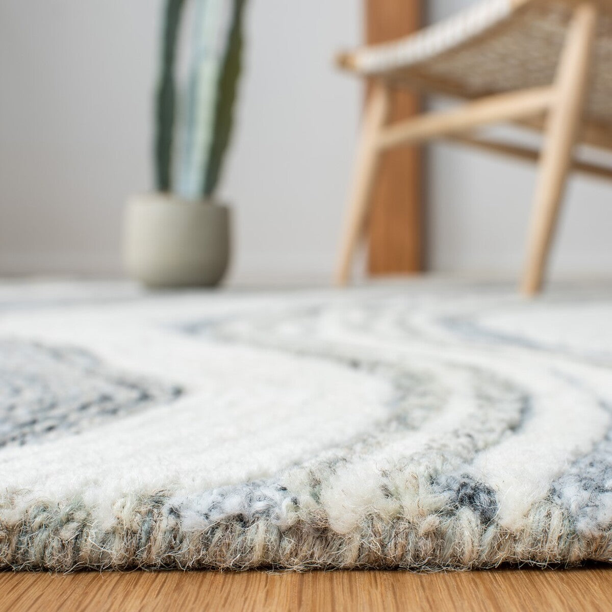 Exquisite Fifth Avenue 121 Luxury Hand-Tufted New Zealand Wool Carpet for Sophisticated Home Decoration and Enhanced Comfort