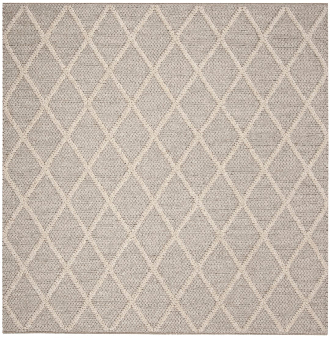 Natura Premium Hand - Woven Artisan Beach House Rug Crafted from a Luxurious Blend of Wool and Bamboo Silk