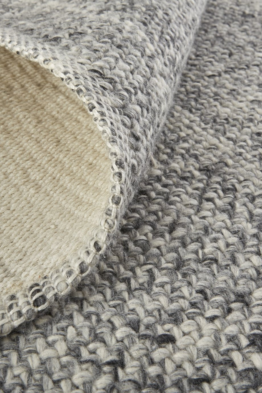 Exquisite Naples Hand-Woven Polyester Flatweave Area Rug - Soft, Long-Lasting, and Fade-Resistant for a Stylish Interior