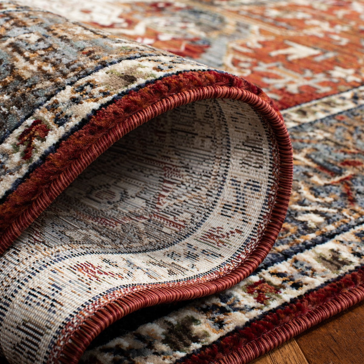 Exquisite Turkish-Inspired Power Loomed Polypropylene Pile Rug for Every Space