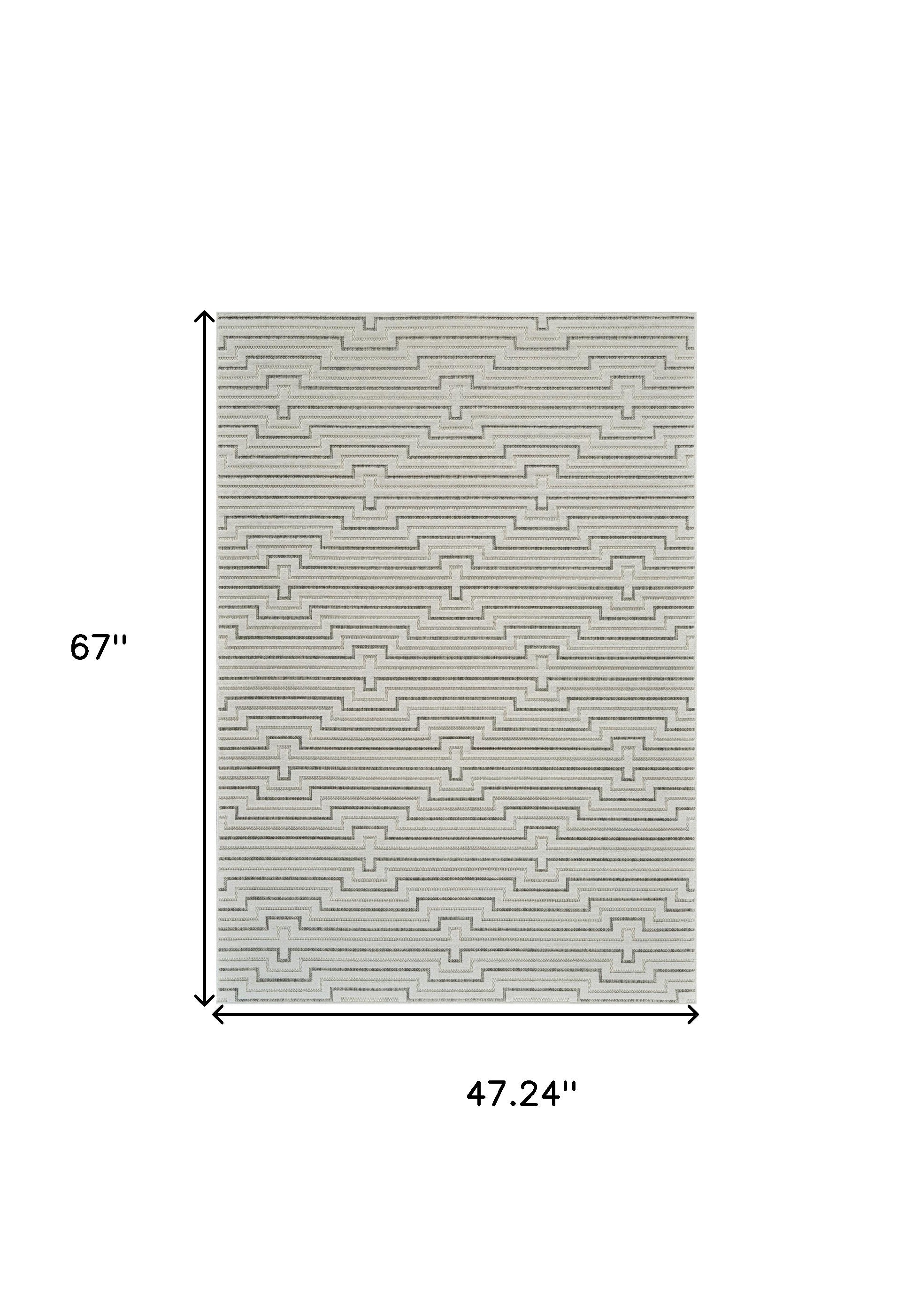 Stylish Cream and Beige Geometric Distressed Rug for Indoor/Outdoor Comfort