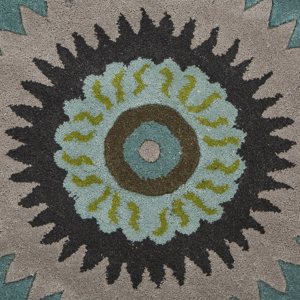Exquisite Round Green Peacock Feather Patterned Area Rug Crafted from Luxurious Wool with Soft Texture and Striking Design