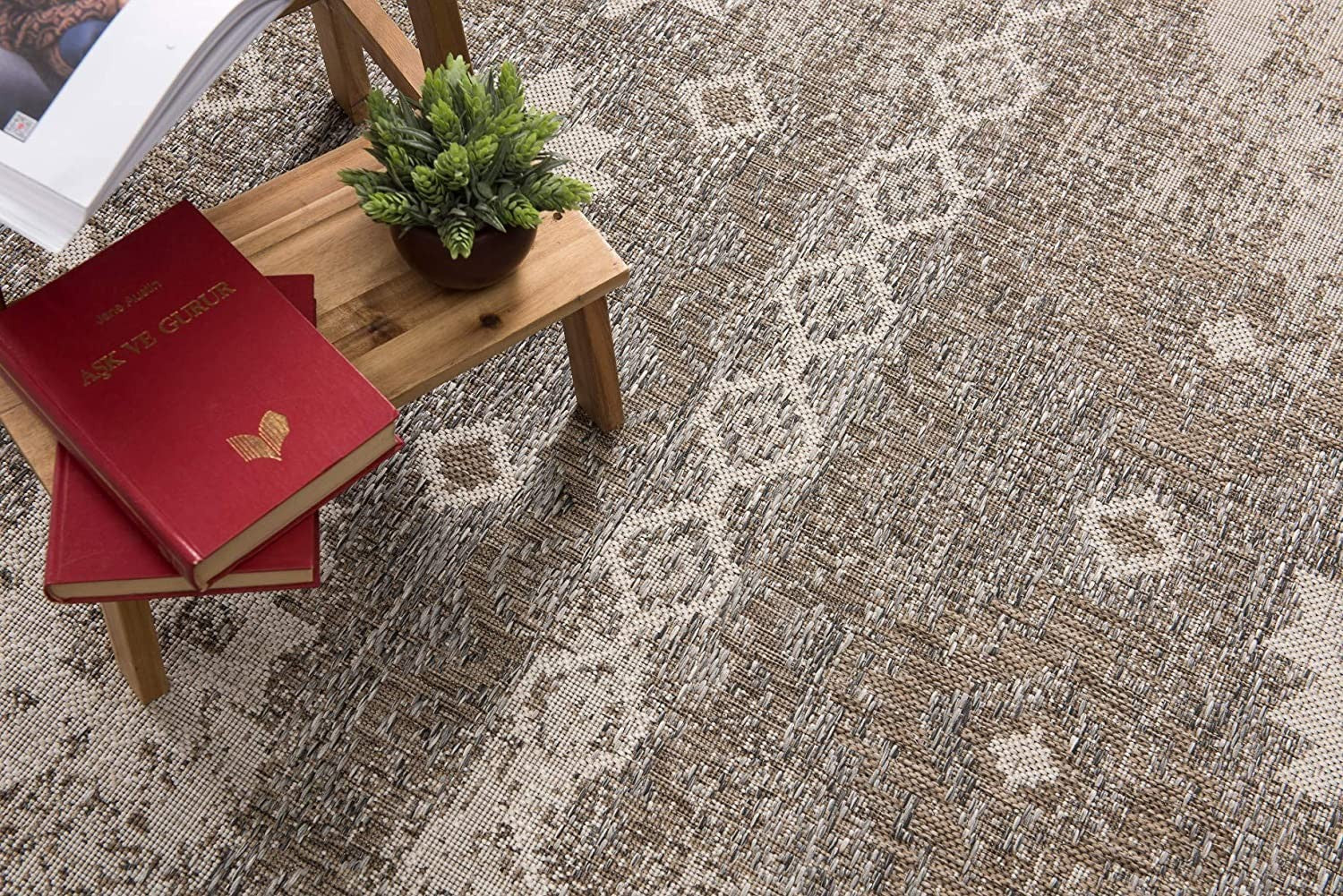 Cozy Contemporary Gray and Ivory Ikat Runner Rug for a Welcoming Home