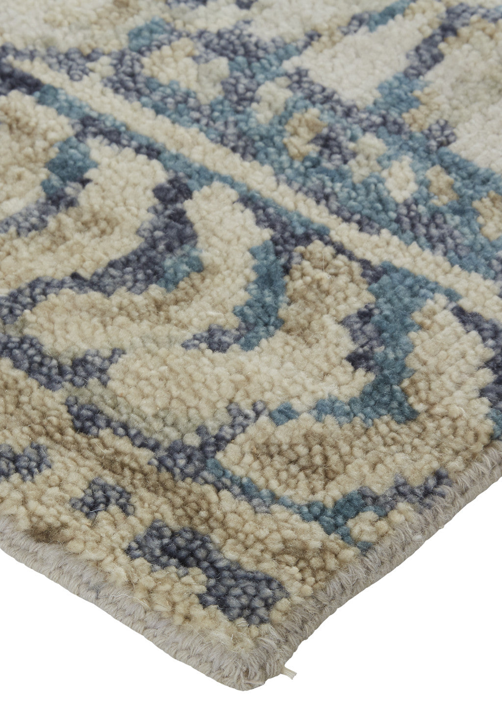 Exquisite Hand-Knotted Wool Geometric Area Rug for Flooring - One-of-a-Kind Artisan Creation with Stain-Resistant Feature and Stylish Decorative Accents
