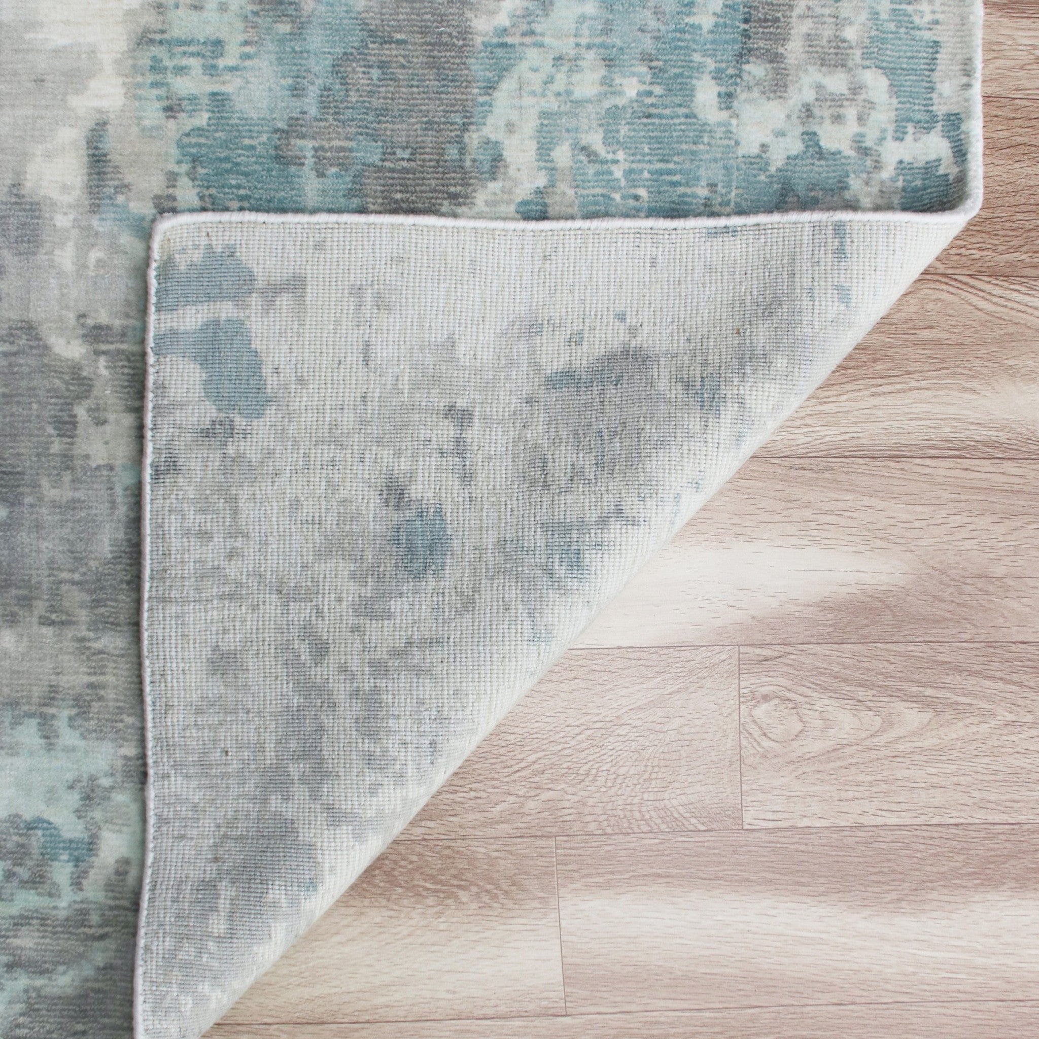 Exquisite Blue Abstract Hand - Loomed Wool Blend Area Rug for Stylish and Unique Home Decor