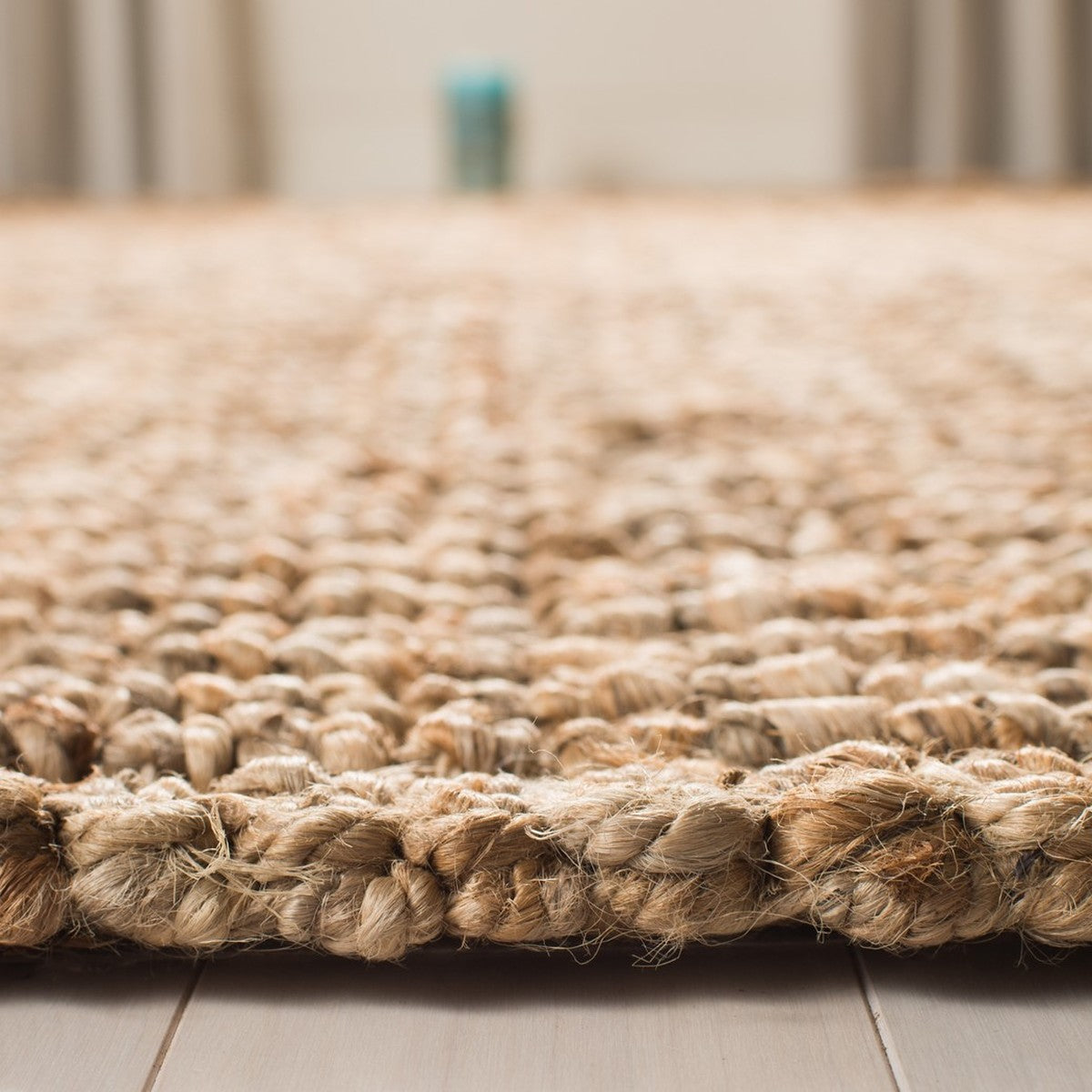 Exquisite Natural Fiber Hand - Woven Jute Pile Rug Ideal for Coastal Living and Sophisticated Beach House Interior Decor