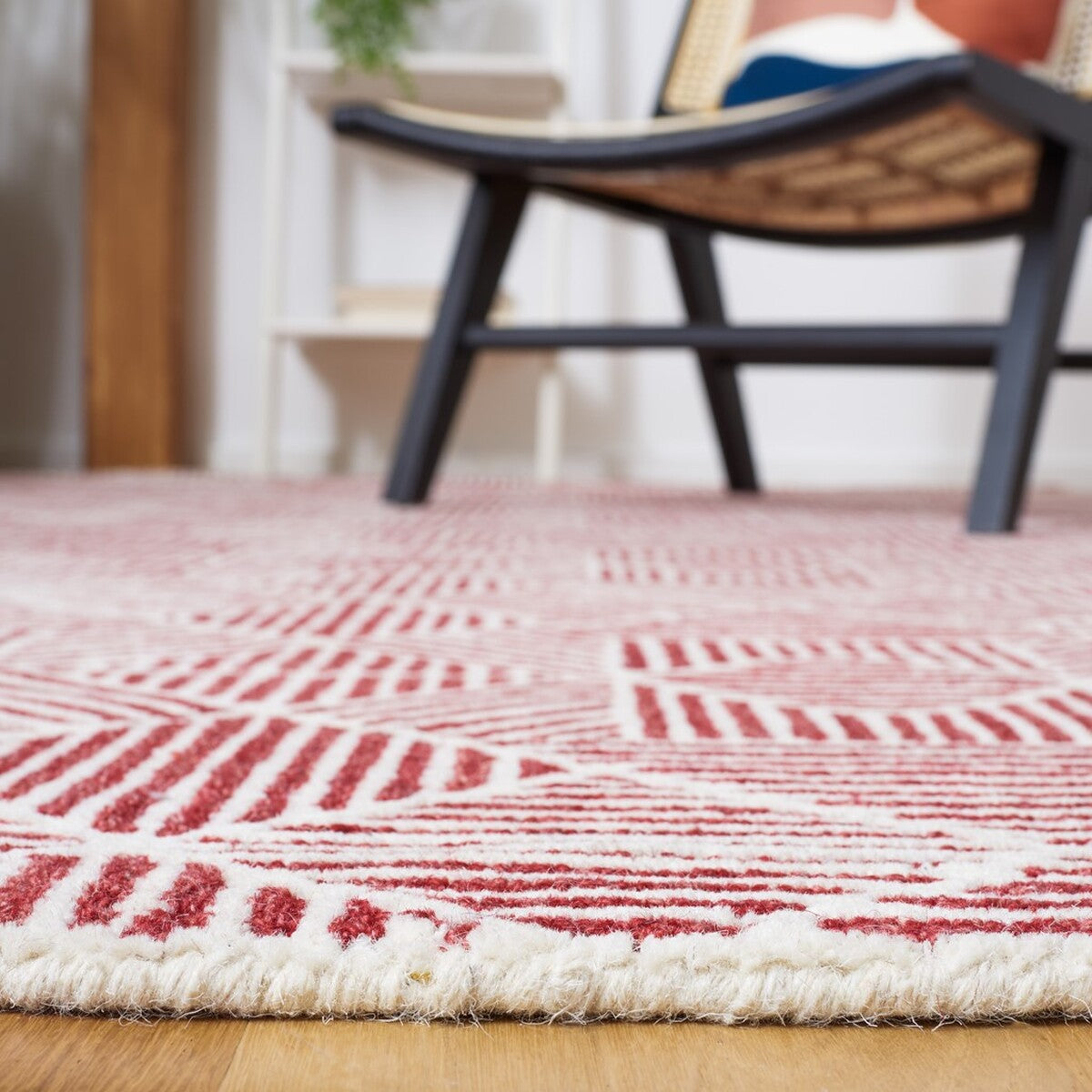 Exquisite Abstract Hand-Tufted Luxury Rug - 80% Wool and 20% Cotton Blend, 14mm Pile Height, Ideal for Home Interior Decoration