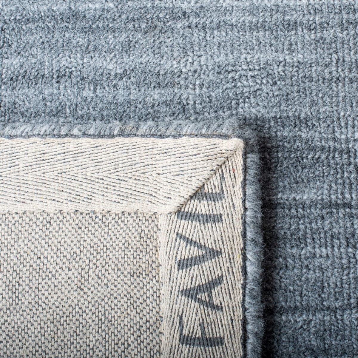 Luxurious Contemporary Hand - Loomed Rug: 90% Polyester Blend with Cotton Backing