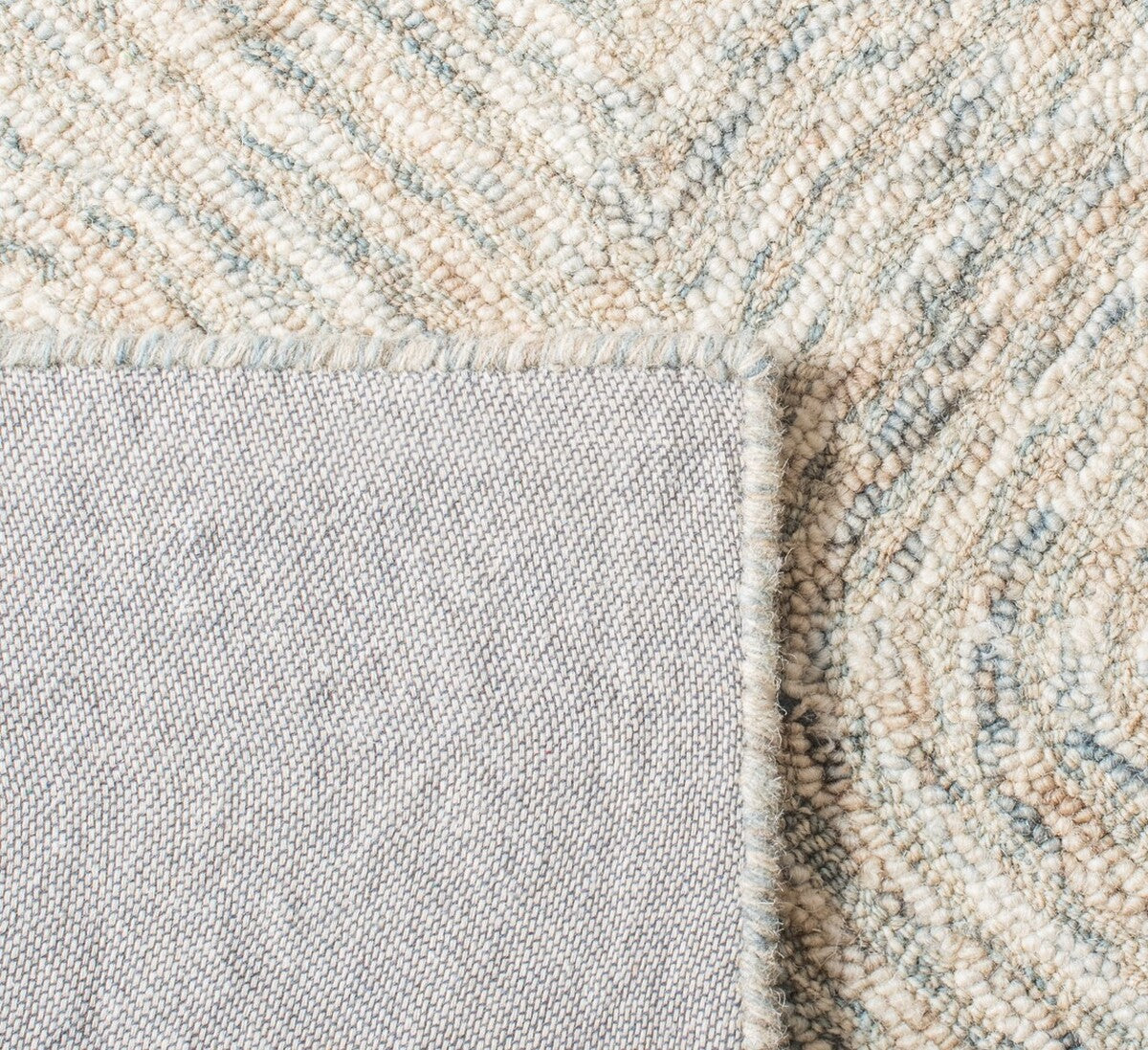 Luxurious Indian Hand - Tufted Wool Rug with 7mm Pile Height for Your Space