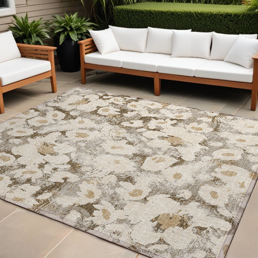 Exquisite Floral Indoor and Outdoor Runner Rug with Stain-Resistant, Non-Skid, and Washable Design for Home Decor