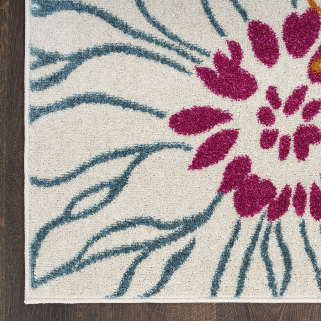 Exquisite 5' x 7' Cream Floral Power Loomed Area Rug for a Stylish and Comfortable Home Upgrade
