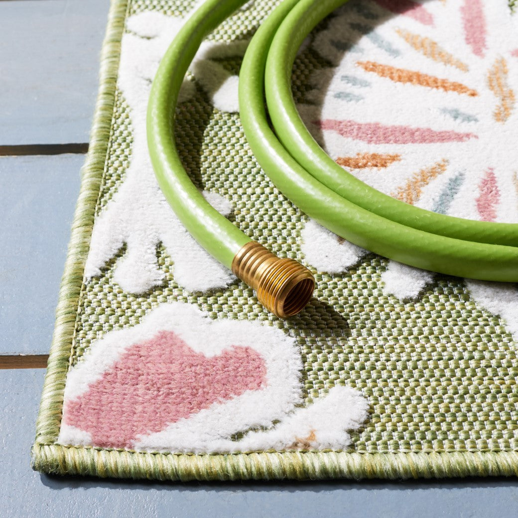Stylish and Durable Outdoor Cabana Rug - Power Loomed with 100% Polypropylene Material, Ideal for Any Outdoor Space