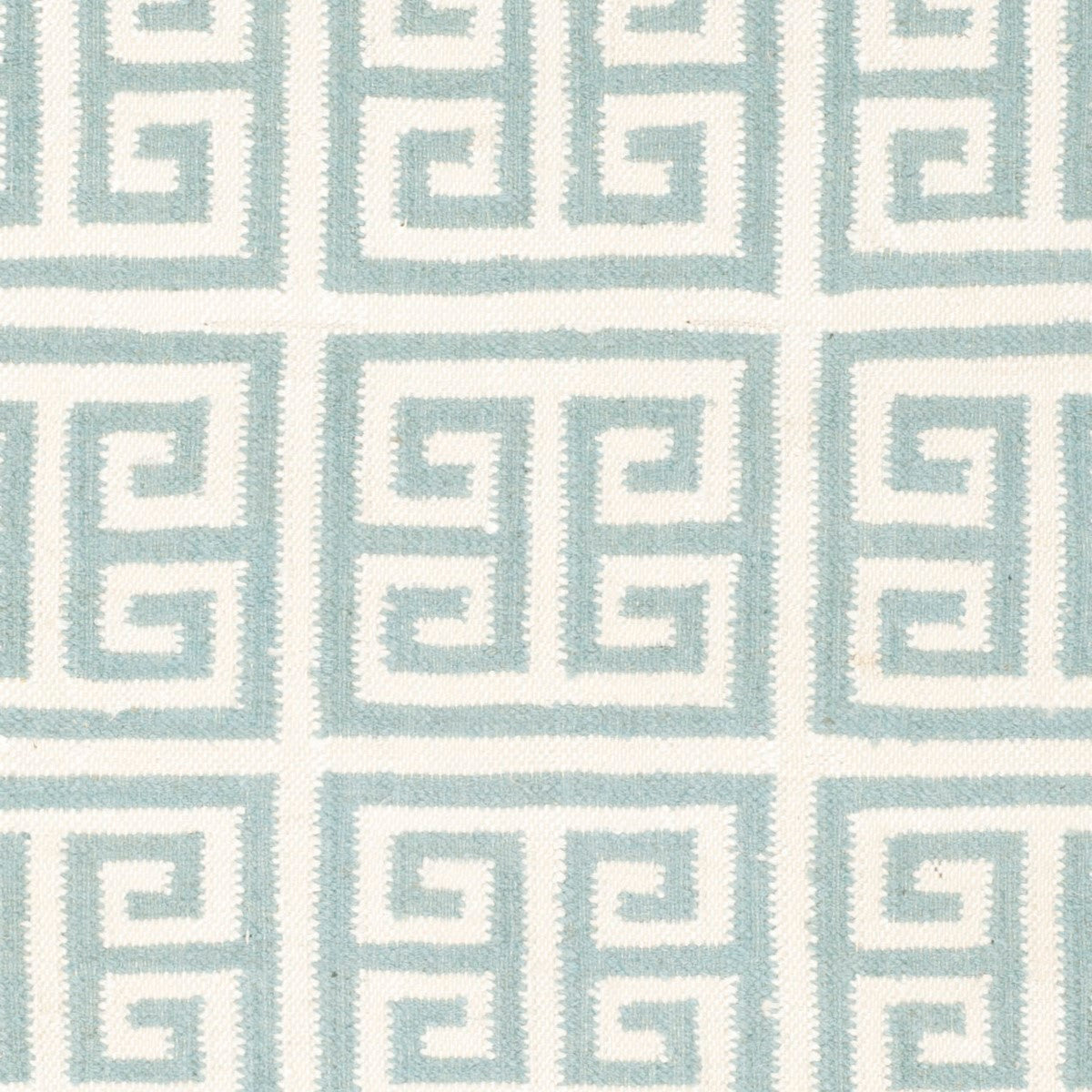 Luxurious Hand-Woven Dhurrie Rug with Timeless Geometric Patterns in Wool and Banana Silk