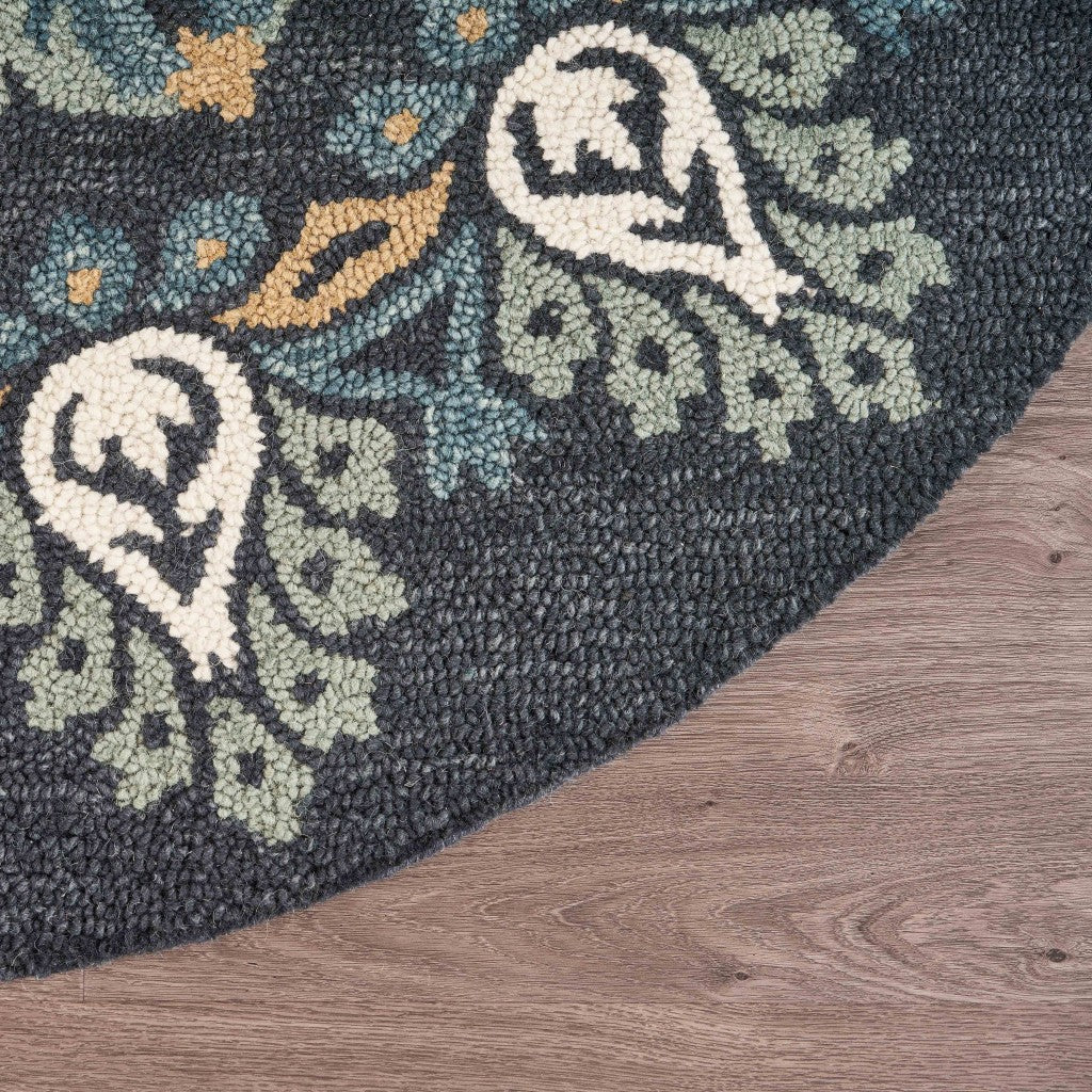 Elegant Round Black Floral Area Rug in Virgin Wool for Cozy Homes