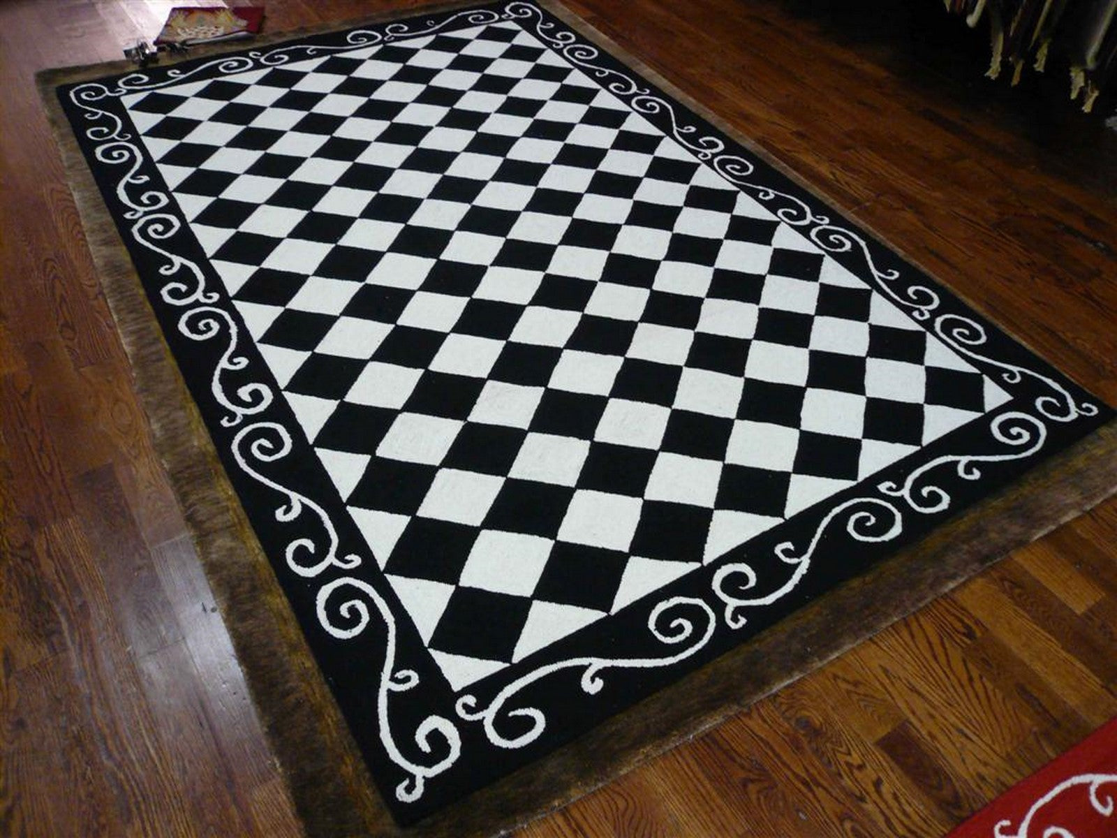 Chelsea Hand-Hooked Luxury Rug - Exquisite 100% Virgin Wool with Classic American and European-Style Designs