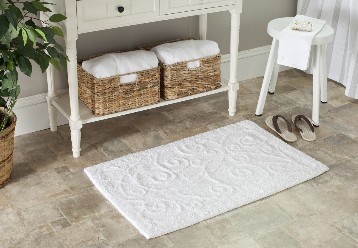 Luxurious Indian Plush Cotton Bath Rug - Soft and Ideal for Bathroom Decor