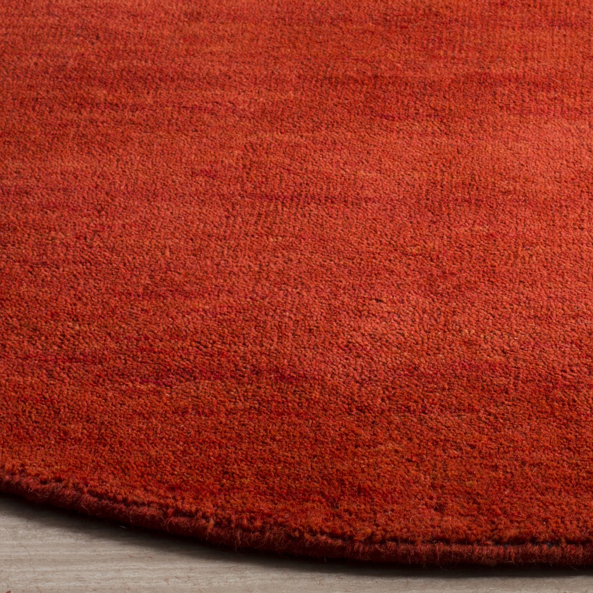 Luxurious Himalaya Hand - Loomed Wool Rug with Tibetan - Inspired Design for Elegant Homes