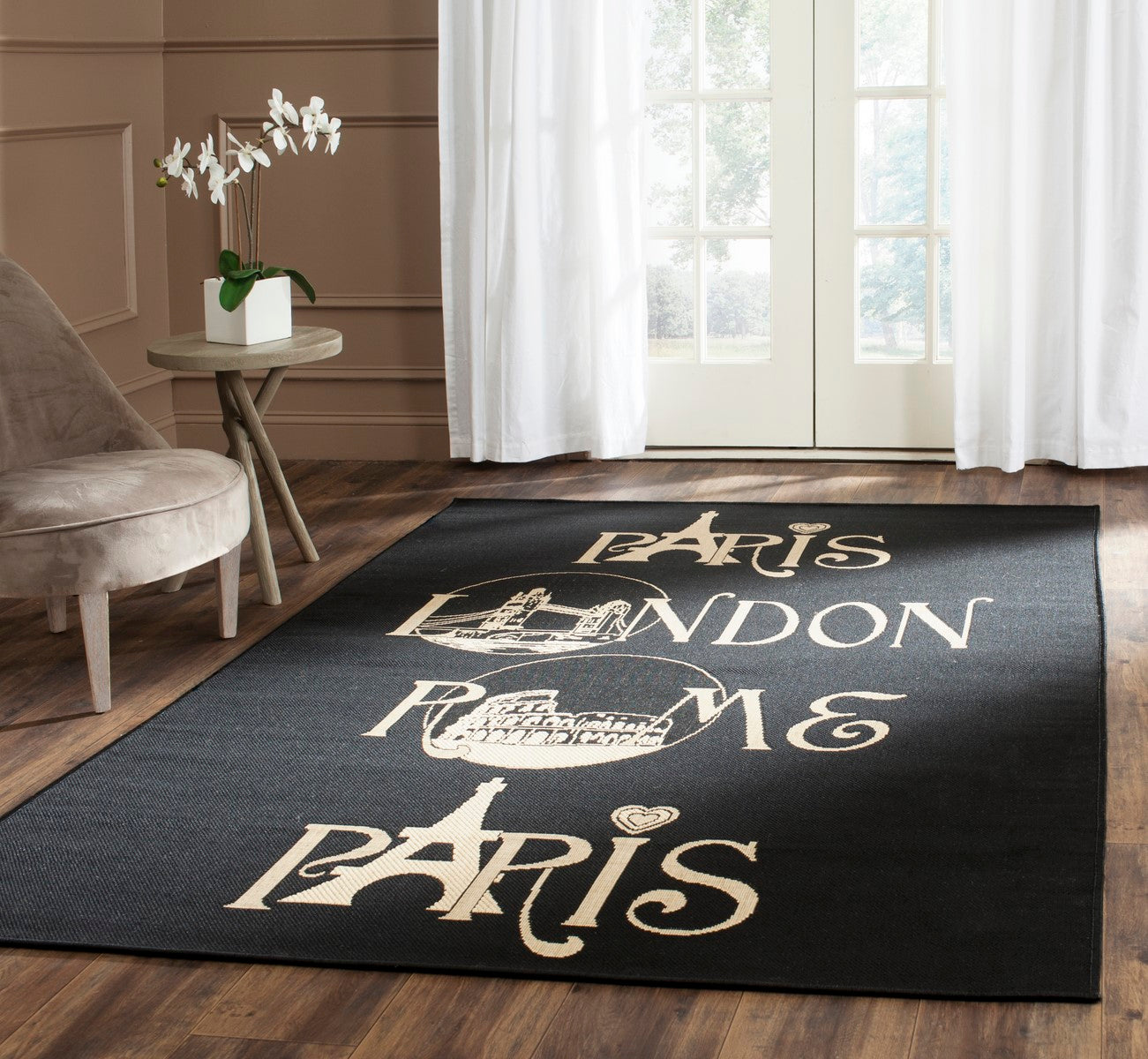 Stylish and Durable Power Loomed Courtyard Outdoor Rug - Easy Clean for Any Area