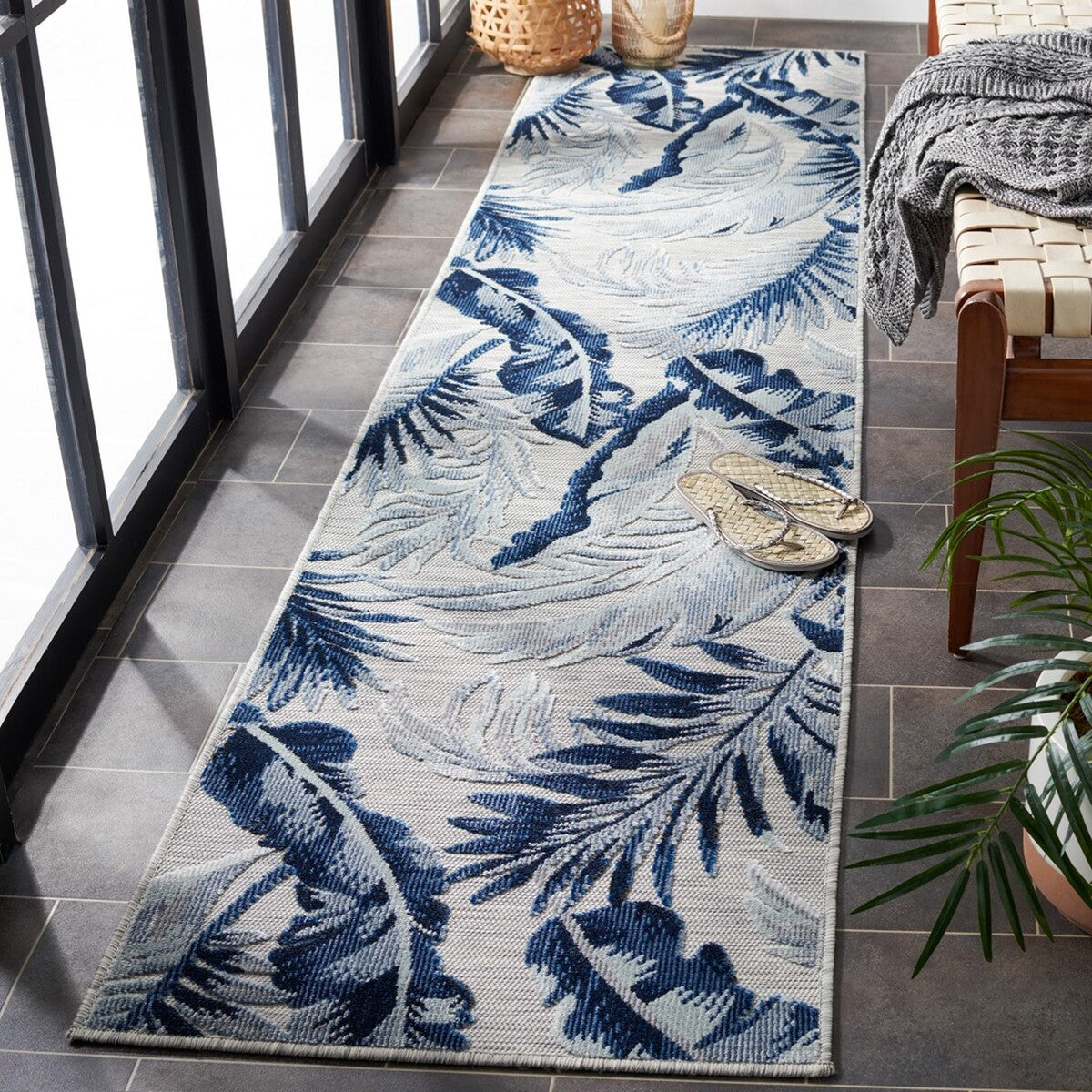 Stylish Power Loomed 100% Polypropylene Cabana Outdoor Rug Ideal for Patios and Decks