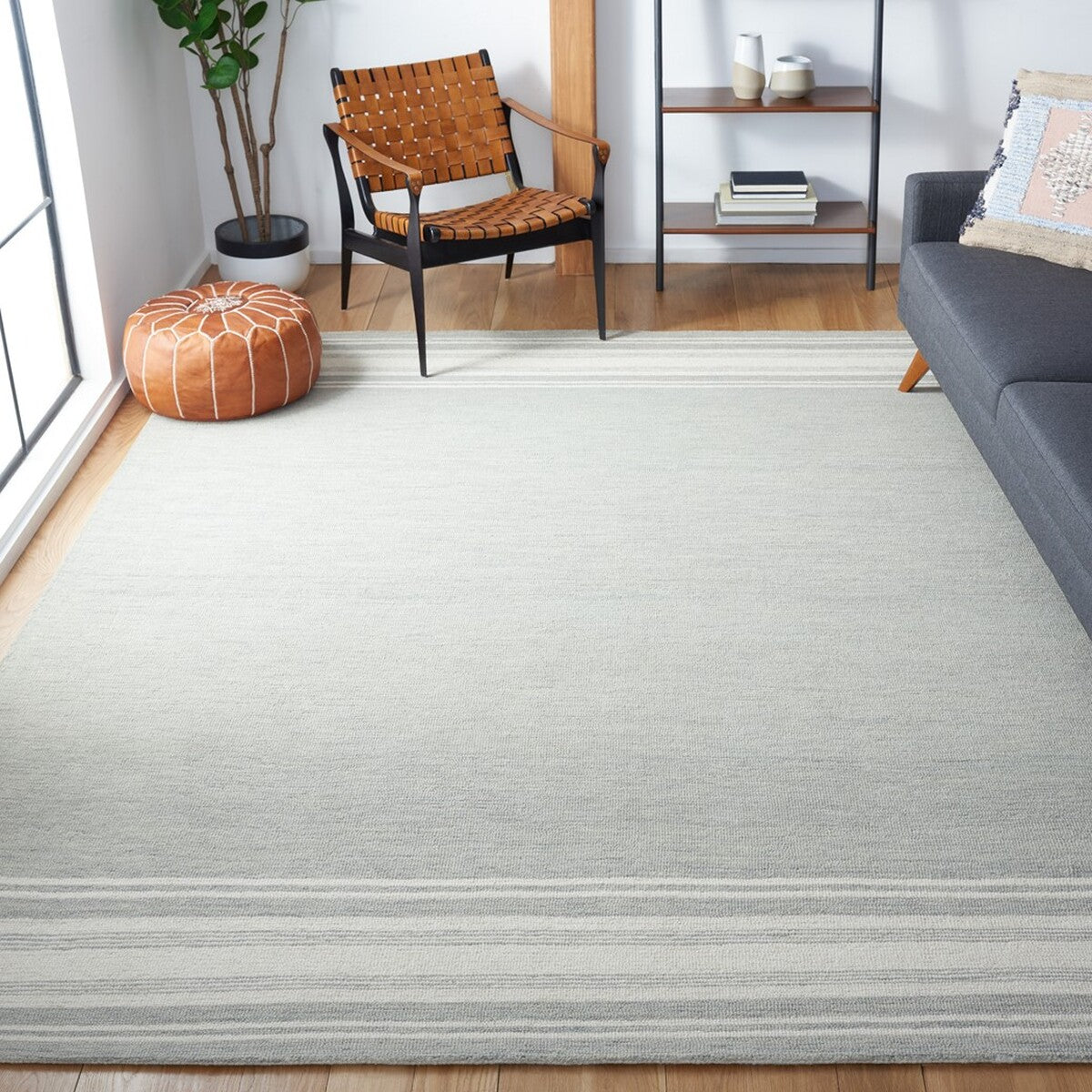 Metro Handmade Tufted Luxury 100% Wool Pile Area Rug with Contemporary Design for Sophisticated Home Decor and Cozy Comfort