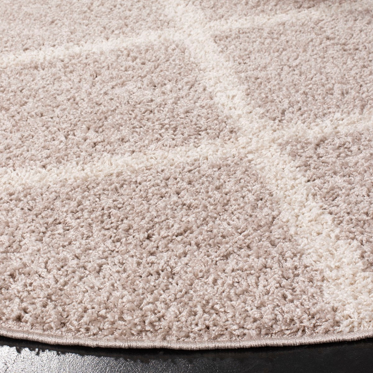 New SG169 Power - Loomed Soft Polypropylene Rug with 3cm Pile, Ideal for Home Decor