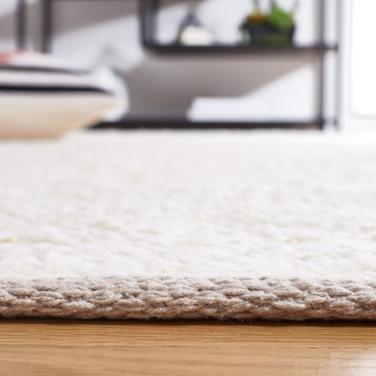 Luxurious Indian-Crafted 60% Wool & 40% Cotton Natura 350 Flat Weave Rug for Cozy Areas