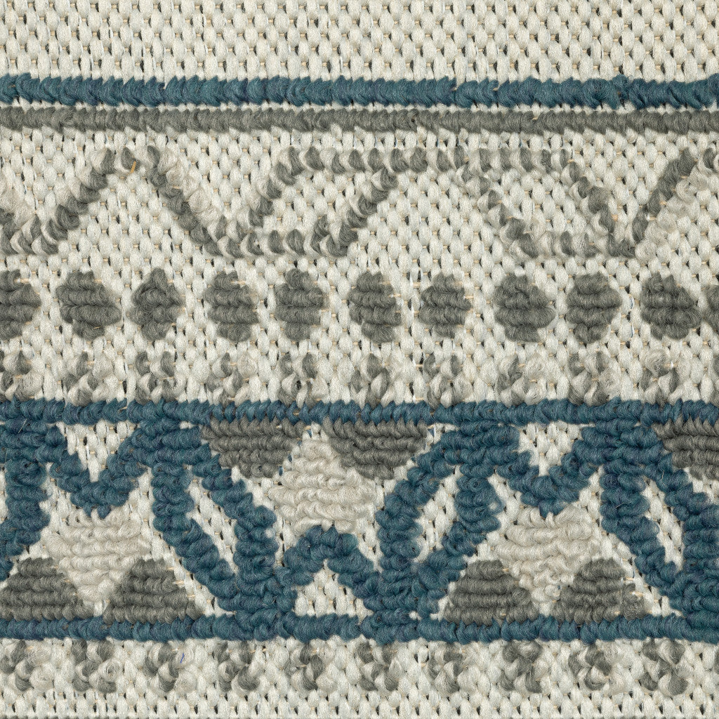 Stain-Resistant Blue and Beige Polypropylene Area Rug for Indoor or Outdoor Use, Measuring 5x7 Feet - Ideal for High-Traffic Spaces