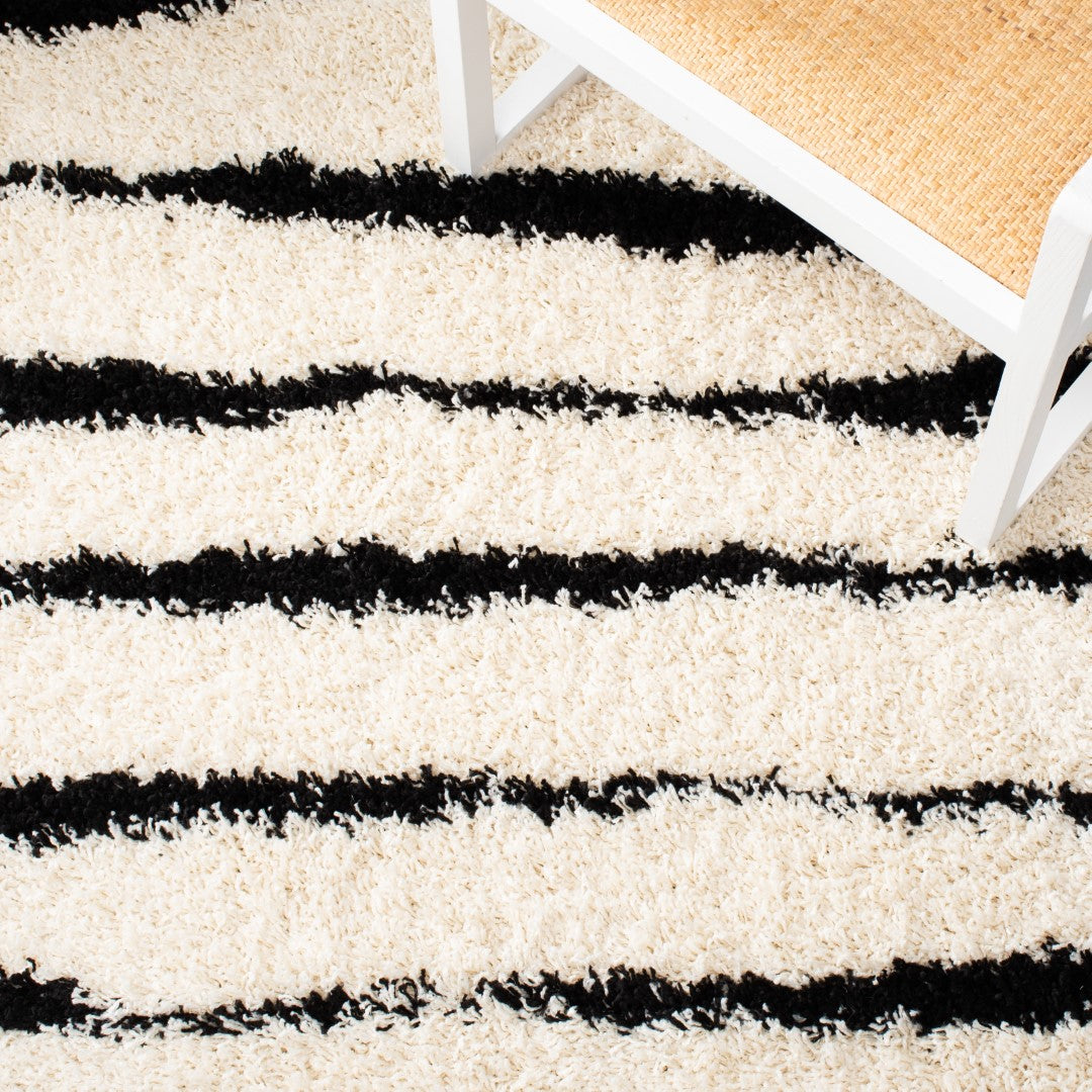 Luxurious Power Loomed Venus Shag Rug Crafted from a Rich Blend of Jute and Polyester for Unmatched Comfort
