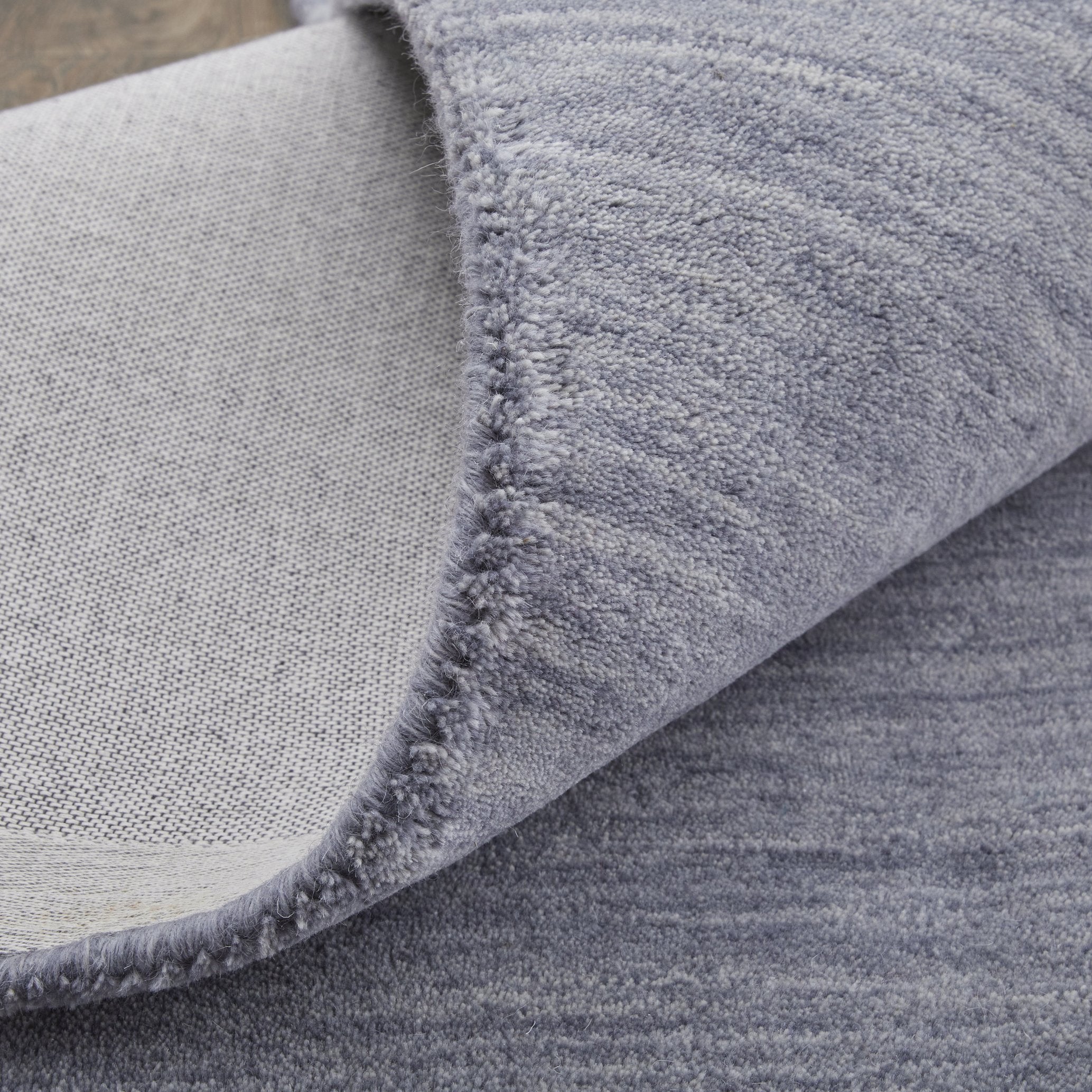 Stylish and Stain-Resistant Hand Woven Wool Area Rug - Luna Collection, Perfect for High Traffic Spaces and Interior Decor