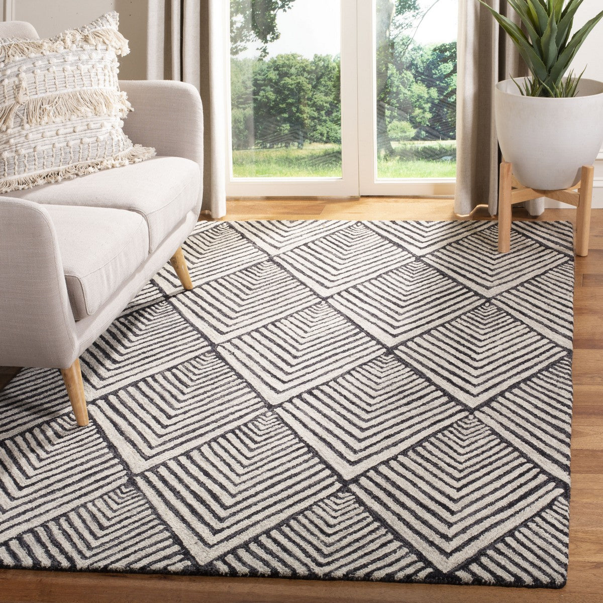 Elegant Contemporary Micro-Loop Hand-Tufted Wool Area Rug for Modern Interiors