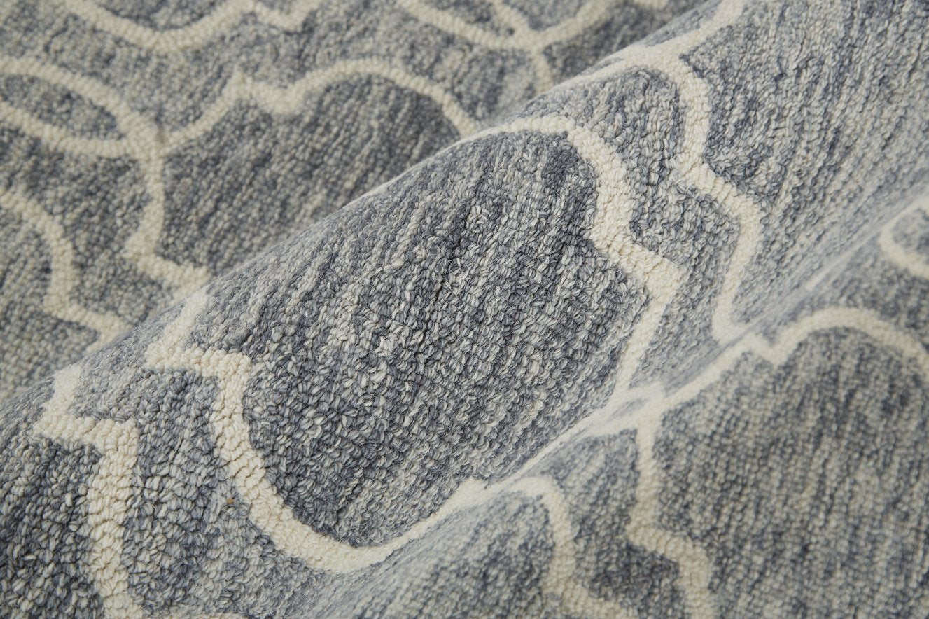 Exquisite Hand-Tufted Wool Area Rug from the Belfort Collection: Versatile Transitional Designs for Timeless Home Decor