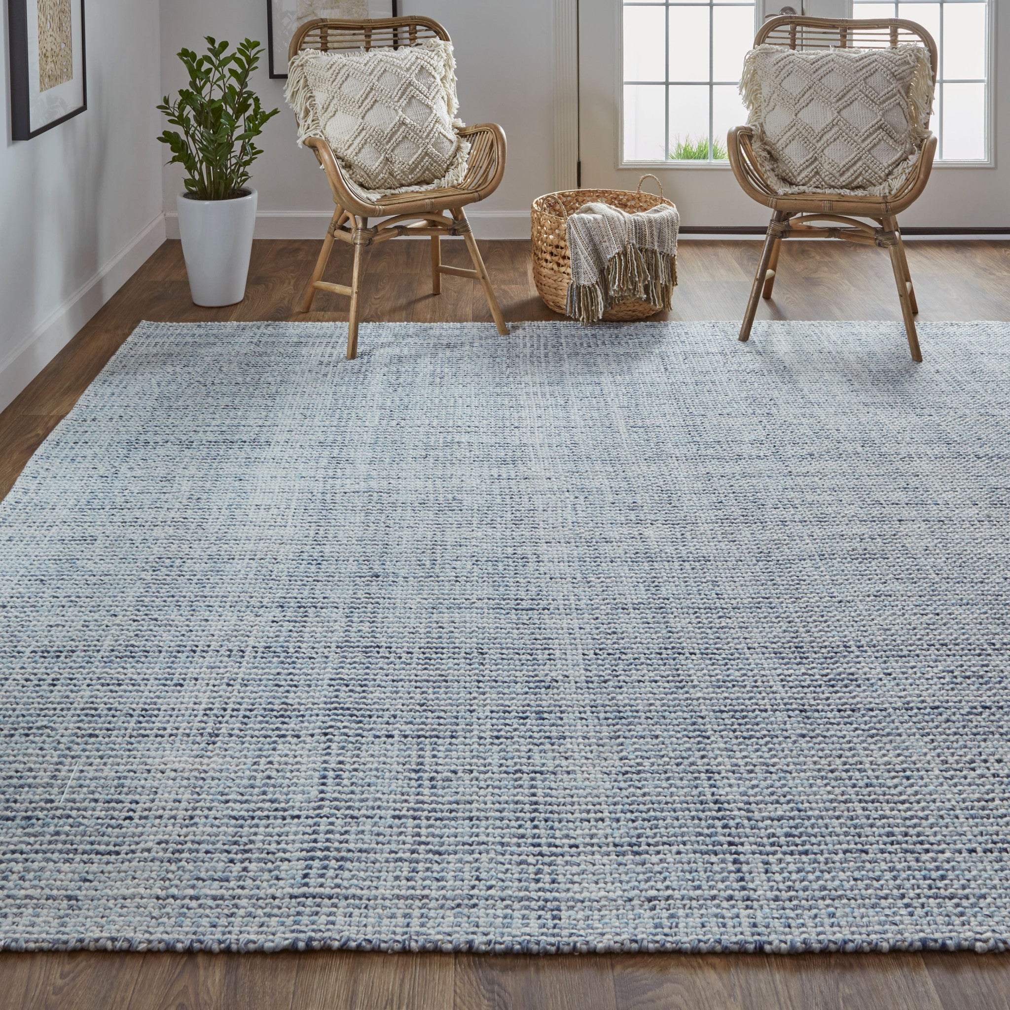 Exquisite Hand Woven Area Rug - A Distinctive and Artistic Addition for Your Home's Decor