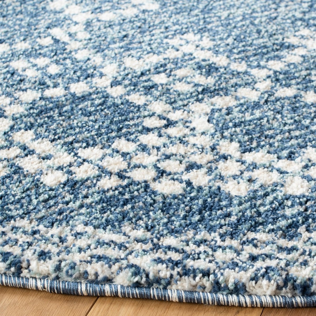 Tunisian Bohemian Style Power Loomed Luxury Rug - Made of 100% Polypropylene with Jute Backing for Enhanced Durability