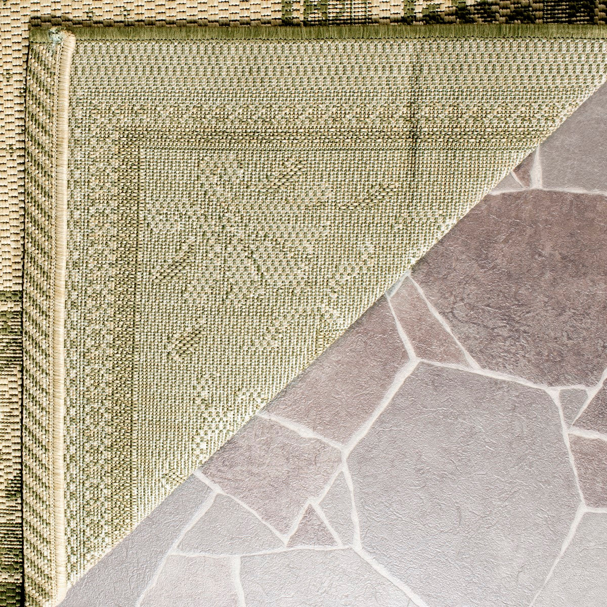 Elegant Courtyard Style Power Loomed Floral Indoor and Outdoor Decorative Rug with Durable and Weather-Resistant Features
