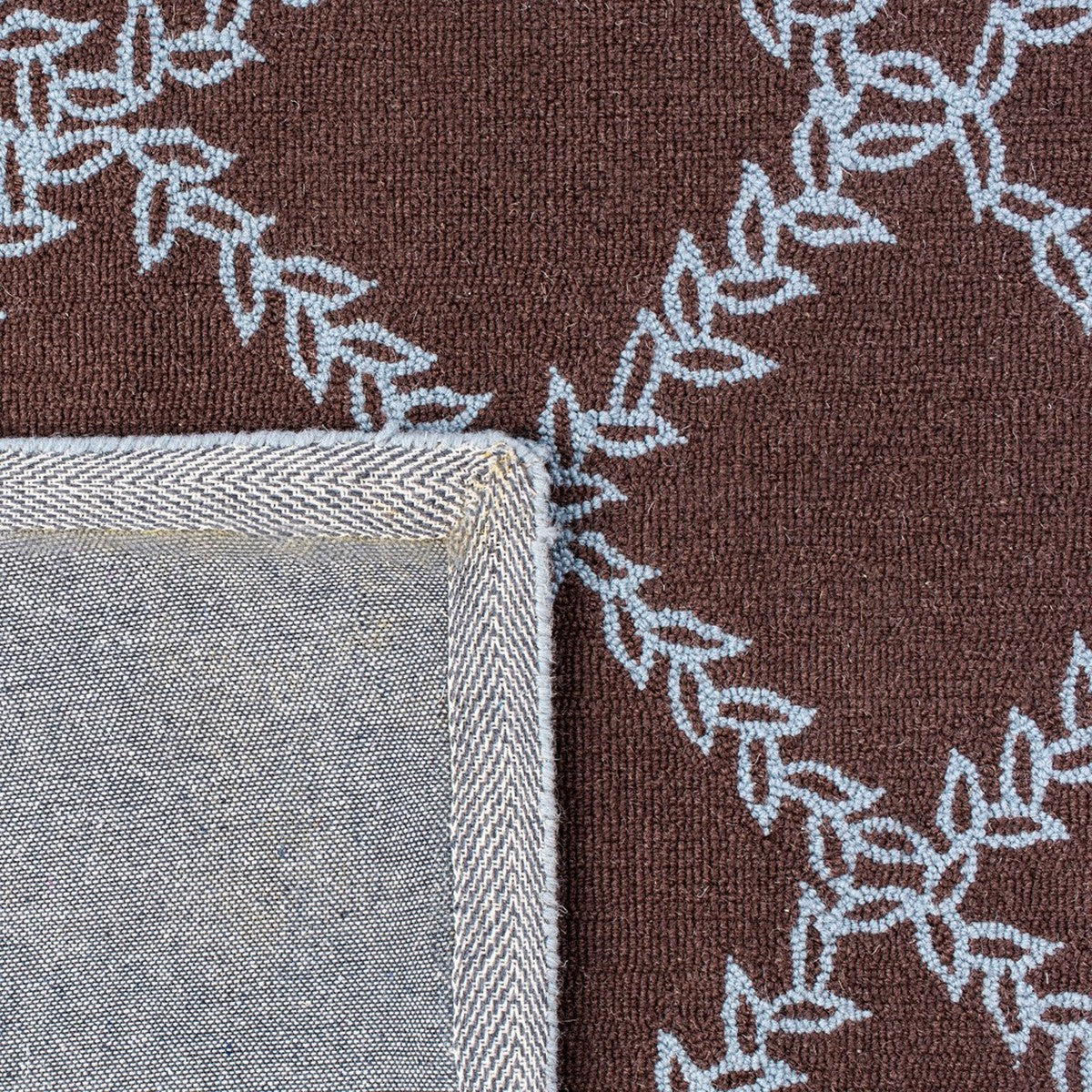 Luxurious Hand-Hooked Wool Pile Area Rug - Exquisite Artisan Craftsmanship for Sophisticated Home Decor