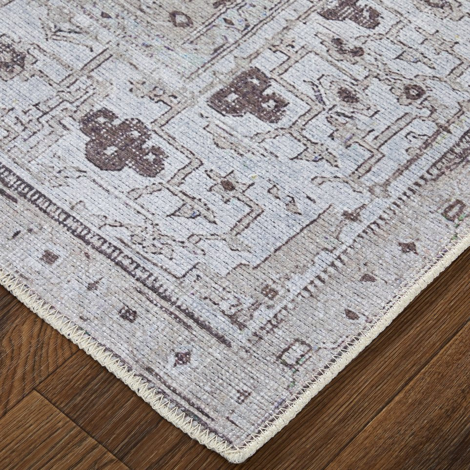 Percy Transitional Medallion Area Rug: Durable Polyester & Cotton for Long - lasting Elegance