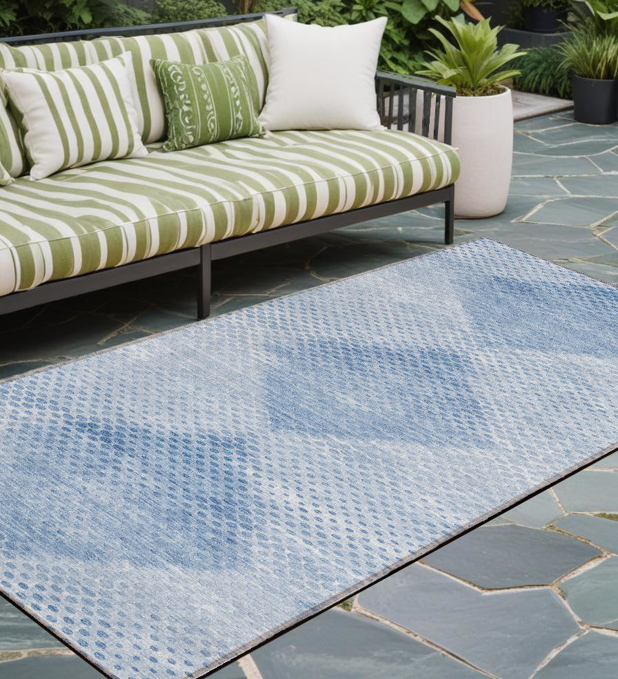 Stylish Blue Geometric Washable & Stain-Resistant Runner Rug for Indoor/Outdoor Spaces