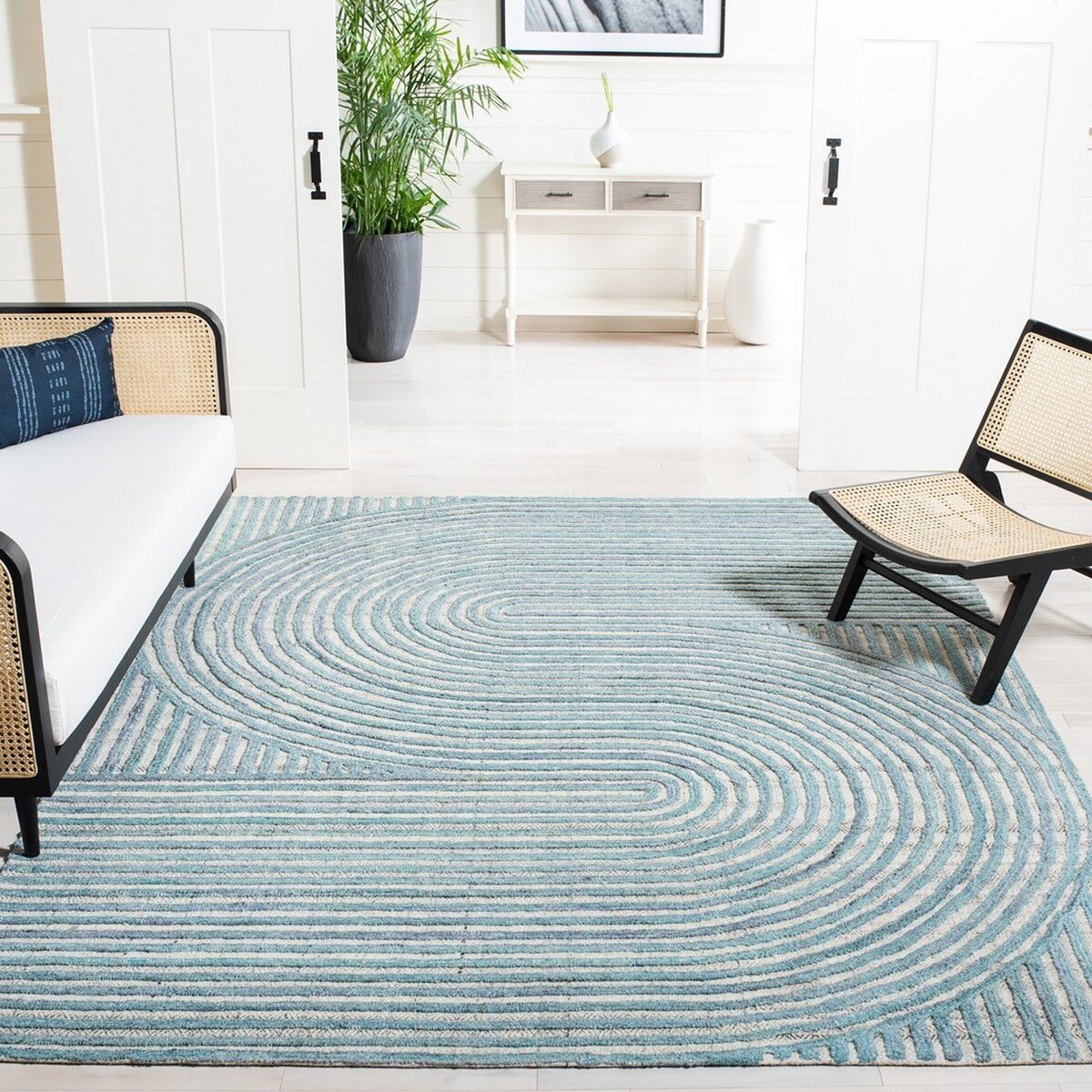Luxurious Southampton Hand-Tufted Area Rug with 45% Wool Blend for Modern Living Spaces