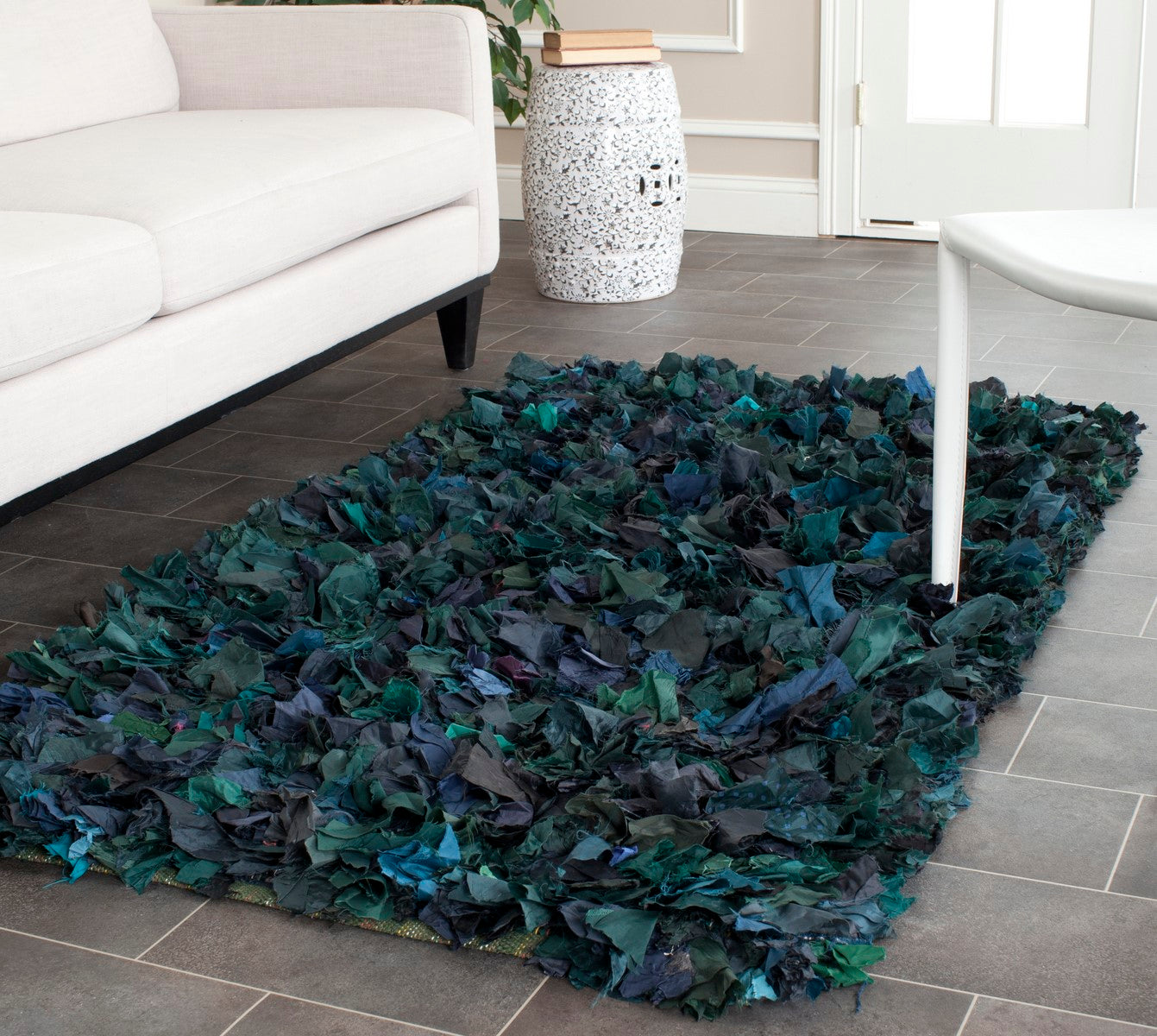 Luxurious Hand-Woven 100% Polyester Rectangle Rug from India for Your Space