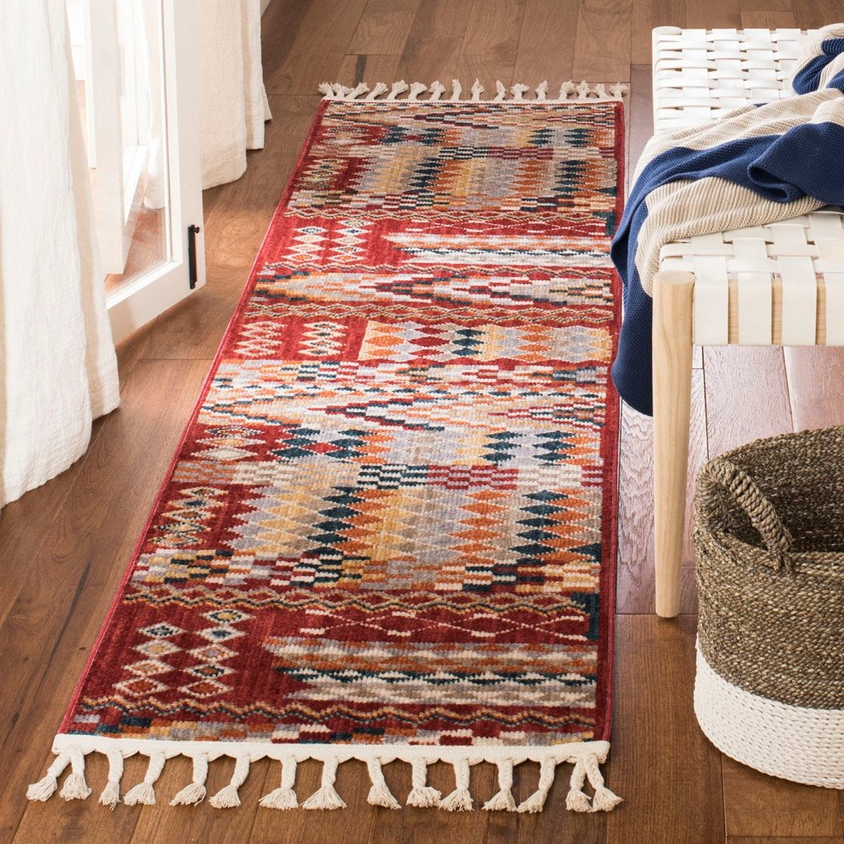 Stylish, Durable and Soft Farmhouse-Style Power Loomed Rectangular Rug Ideal for Living Space Decor