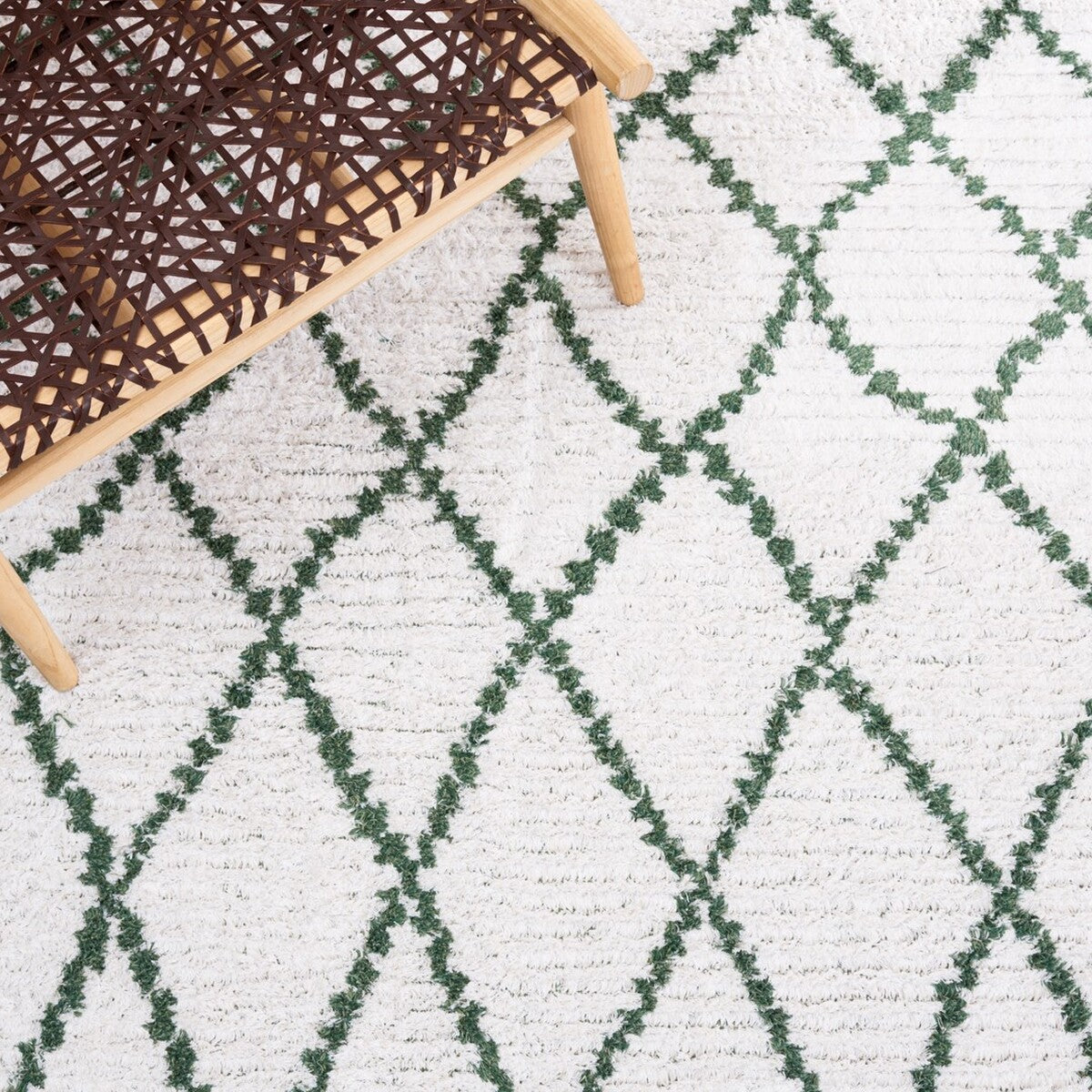 Augustine Eco-Friendly Power Loomed Rug - Luxurious Blend of Recycled Cotton & Polyester