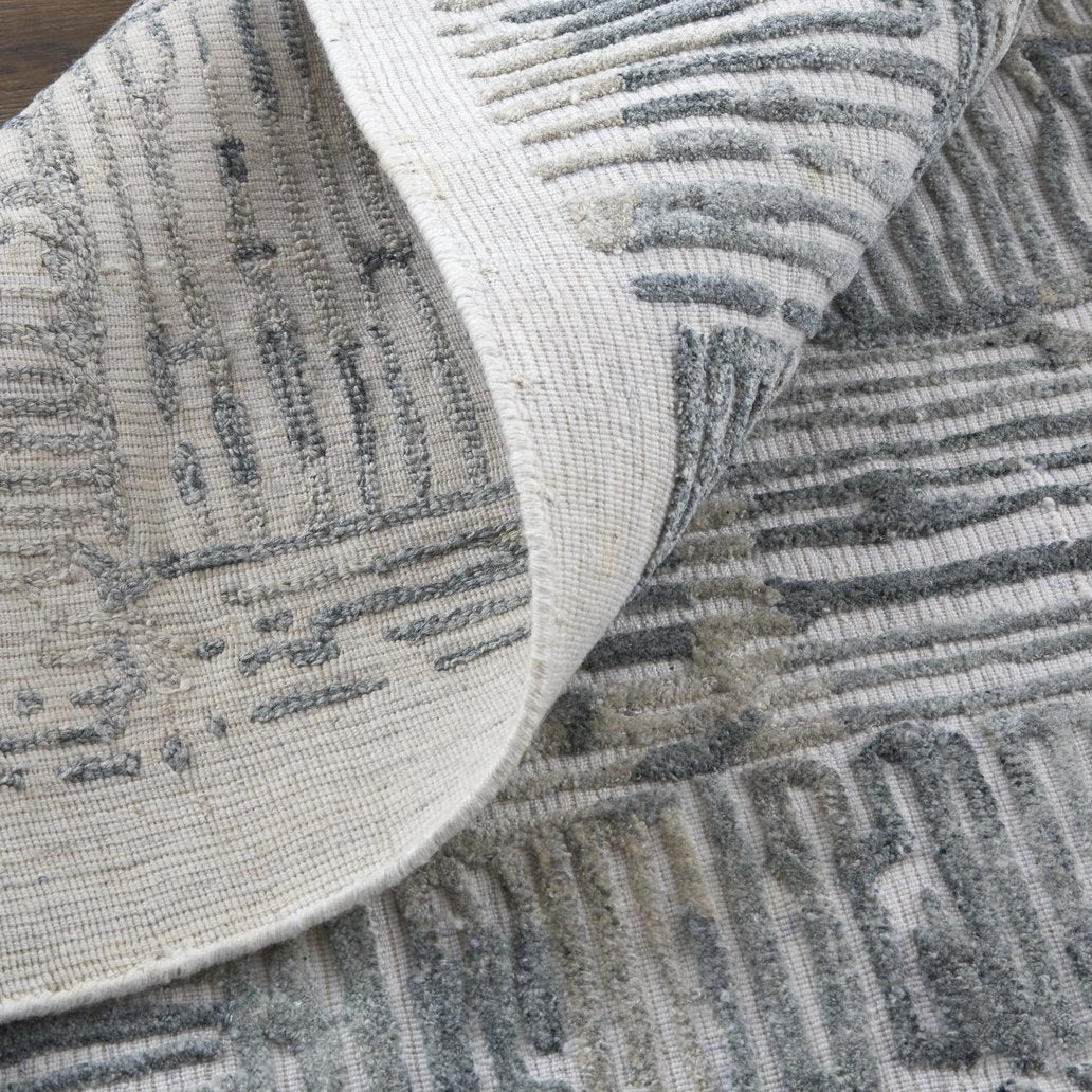Elias Hand-Woven Low Pile Viscose/Wool Abstract Rug - Elegant for Modern Home Decor