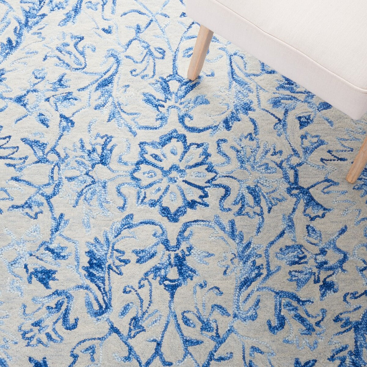 100% Wool Hand-Tufted Metro Rug with Luxurious Pile for Timeless Room Elegance